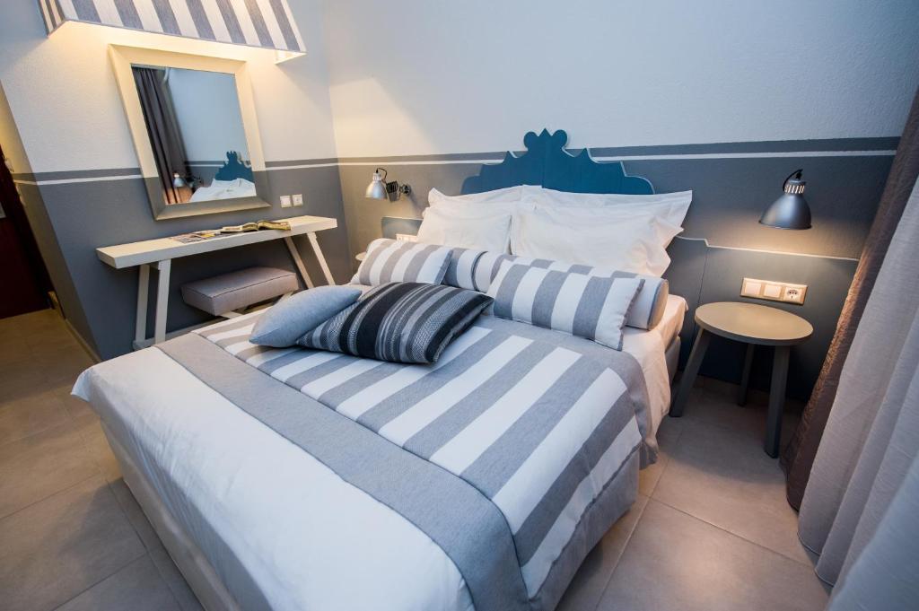 Alkyon Hotel Patitírion Extérieur photo